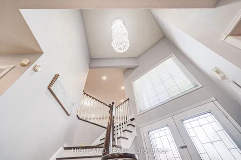 4781 Crystal Rose Drive, ON L5V 1G9