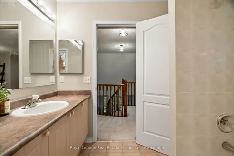 62 Pike Road, ON L6H 6C3