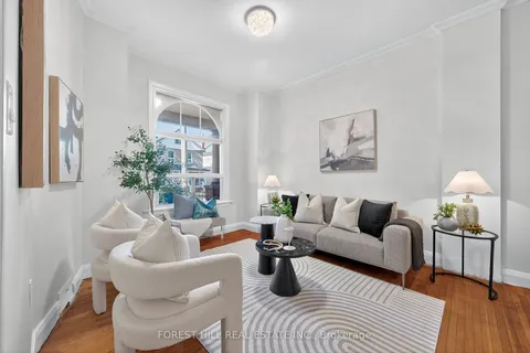 487 Clendenan Avenue, ON M6P 2X7