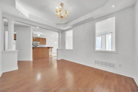 450 Tilt Point, ON L9T 7Y5