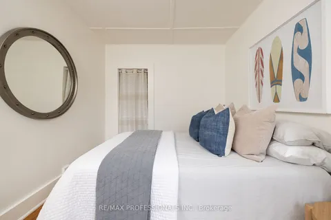 130 Westmoreland Avenue, ON M6H 2Z9