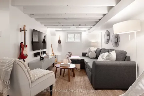 130 Westmoreland Avenue, ON M6H 2Z9