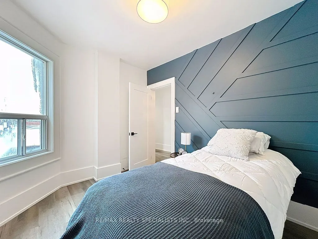 169 Lappin Avenue, ON M6H 1Y7