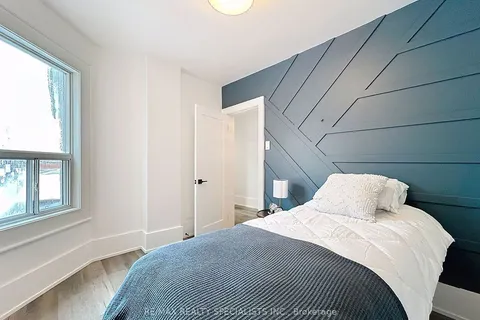 169 Lappin Avenue, ON M6H 1Y7