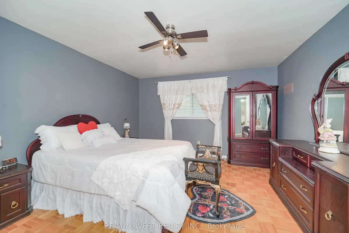 7 Bimini Crescent, ON M3N 1S1