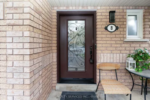 8 Ridgemore Crescent, ON L7A 2L6