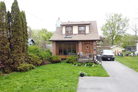 1083 Seneca Avenue, ON L5G 3X4