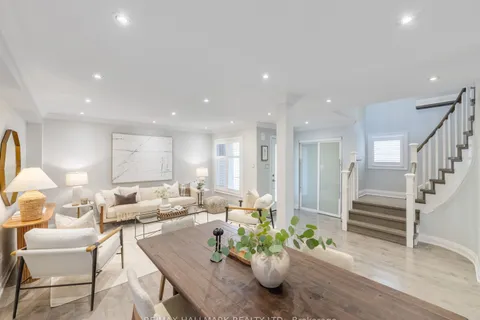 5429 Flatford Road, ON L5V 1Y6