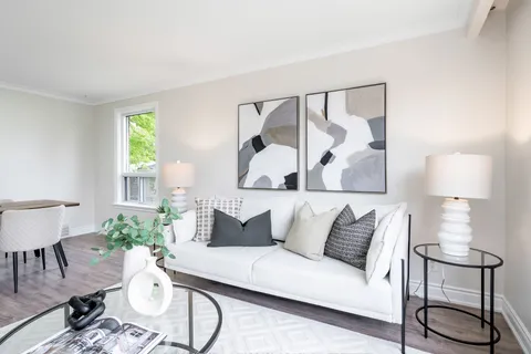 40 Cartwright Avenue, ON M6A 1T9