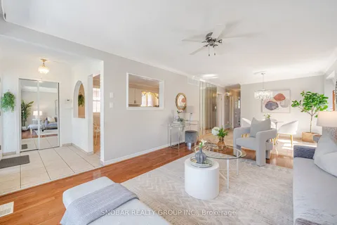 3187 Ibbetson Crescent, ON L5C 1Z1