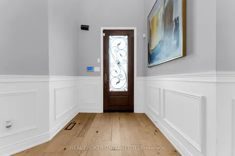 2293 Woodcrest Drive, ON L6M 4C5