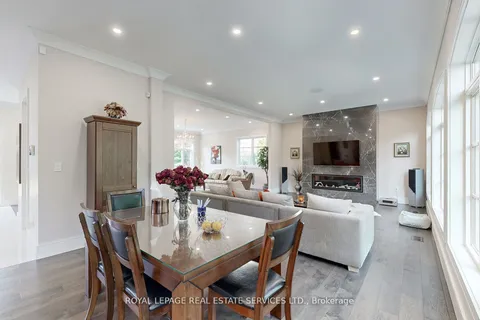 1286 Cambridge Drive, ON L6J 1S1