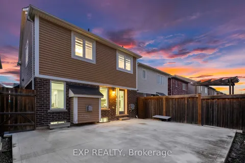 146 Vanhorne Close, ON L7A 0G2