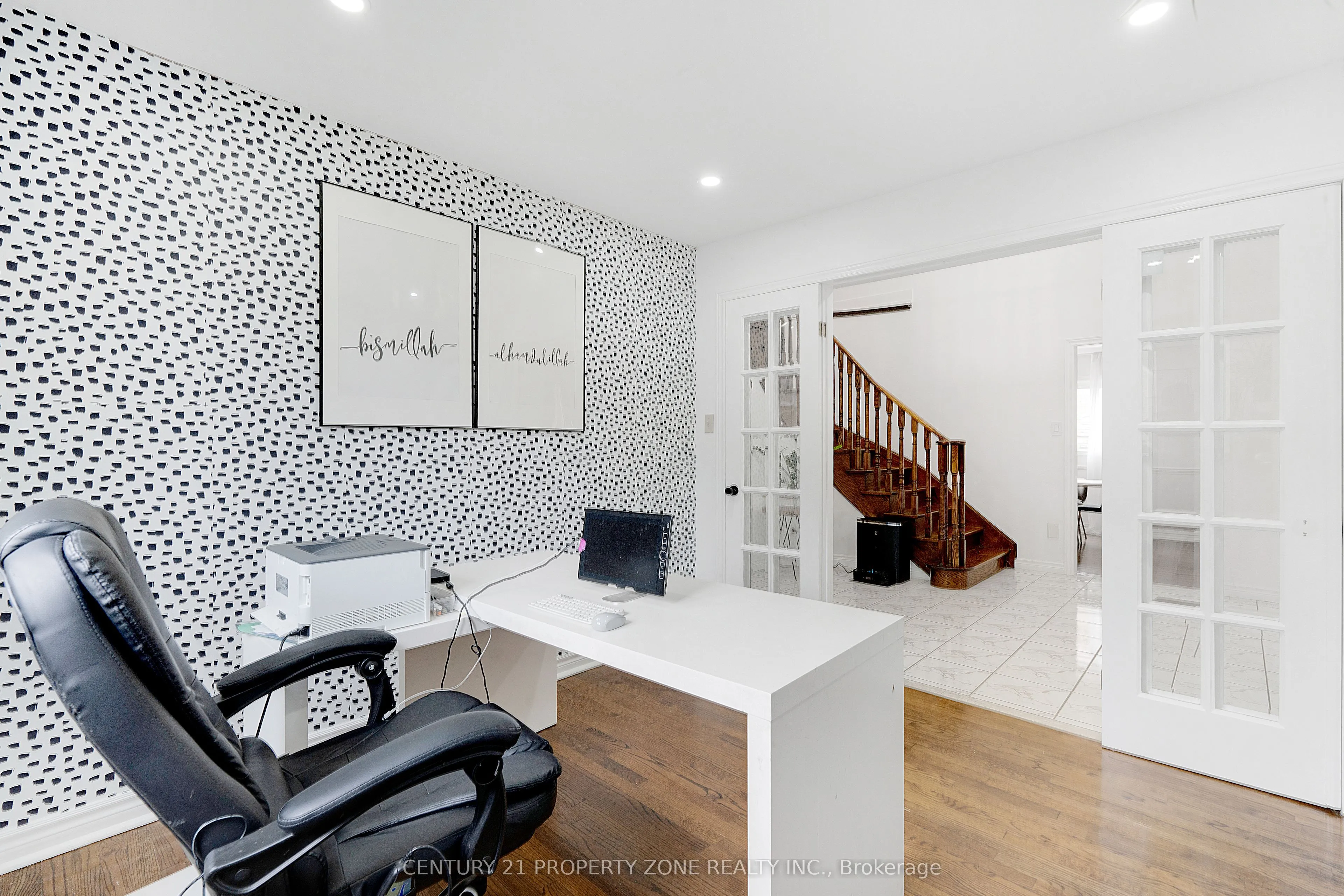 380 Summerchase Drive, ON L6H 5T7