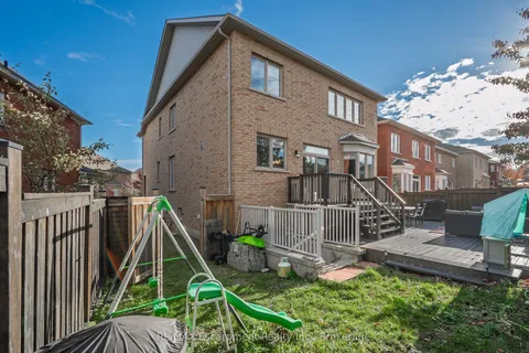 171 Huddlestone Crescent, ON L9T 8M9