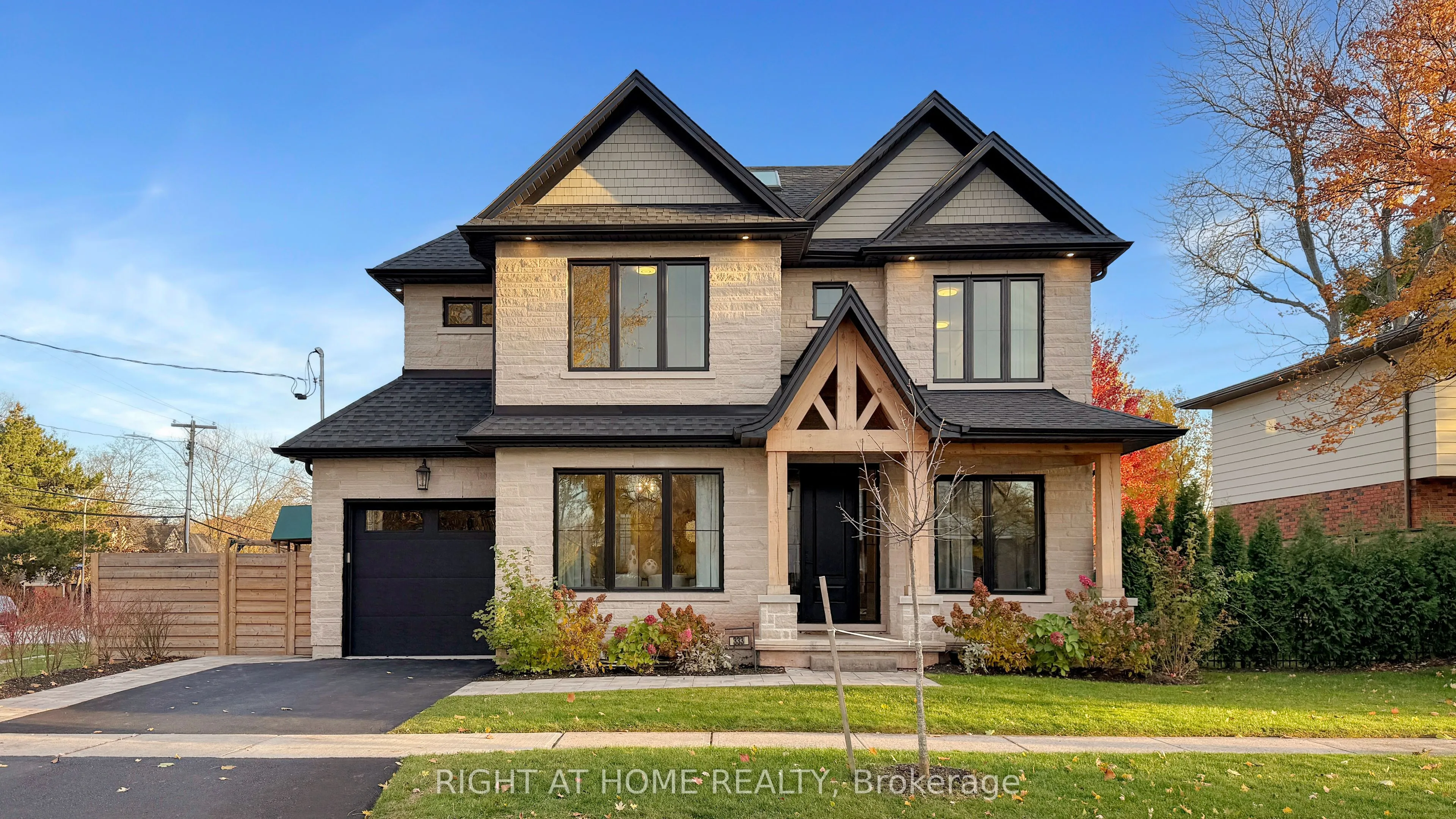 333 Silvana Crescent, ON L7L 2X5