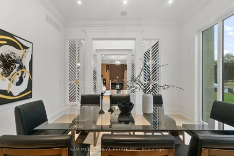 84 Pebbleridge Place, ON L6K 3Y4