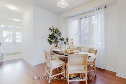 1462 KITCHEN Court, ON L9E 1Y8