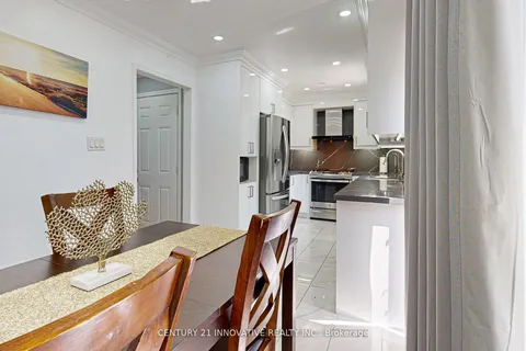 31 Stable Gate, ON L7A 1V7