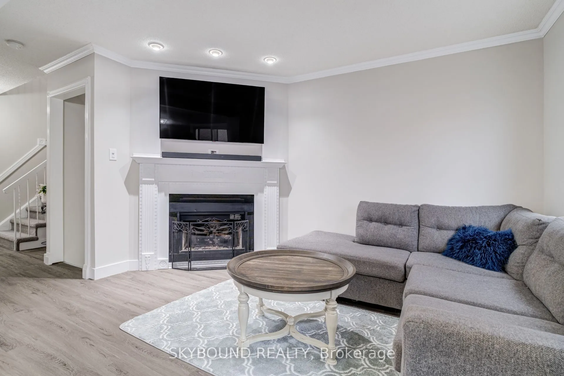 15 Rosepac Avenue, ON L6Z 3S1