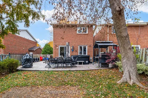 15 Rosepac Avenue, ON L6Z 3S1