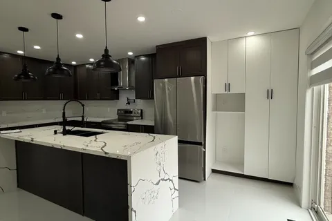 91 Buick Boulevard, ON L7A 3B7