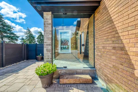 6150 Duford Drive, ON L5V 1A6