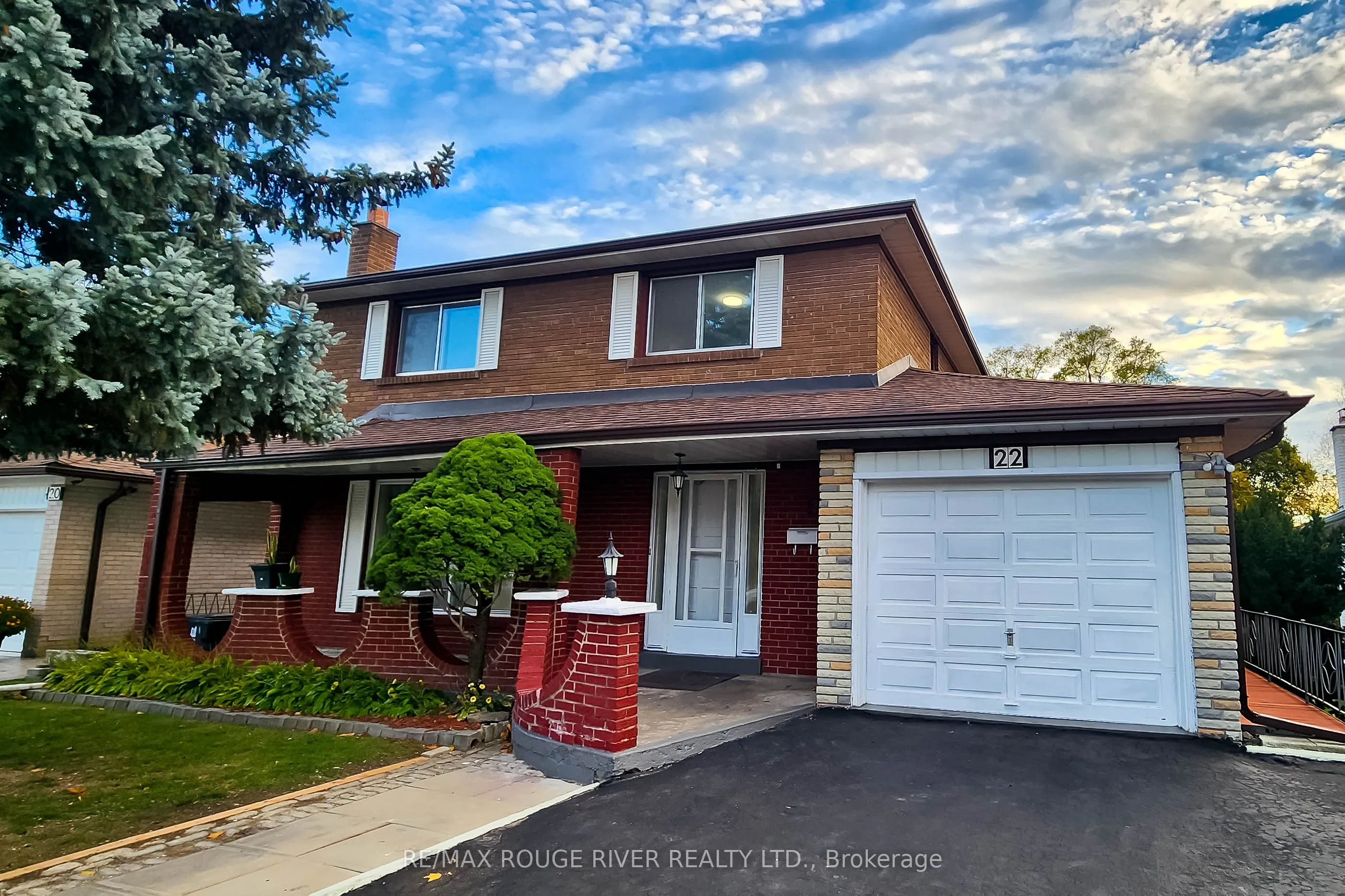 22 Annabelle Drive, ON M9V 3B6