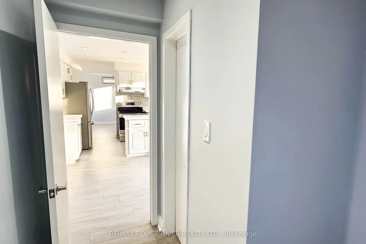 22 Annabelle Drive, ON M9V 3B6