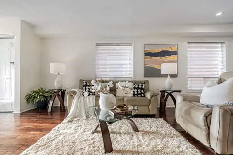 30 Baha Crescent, ON L7A 2J3