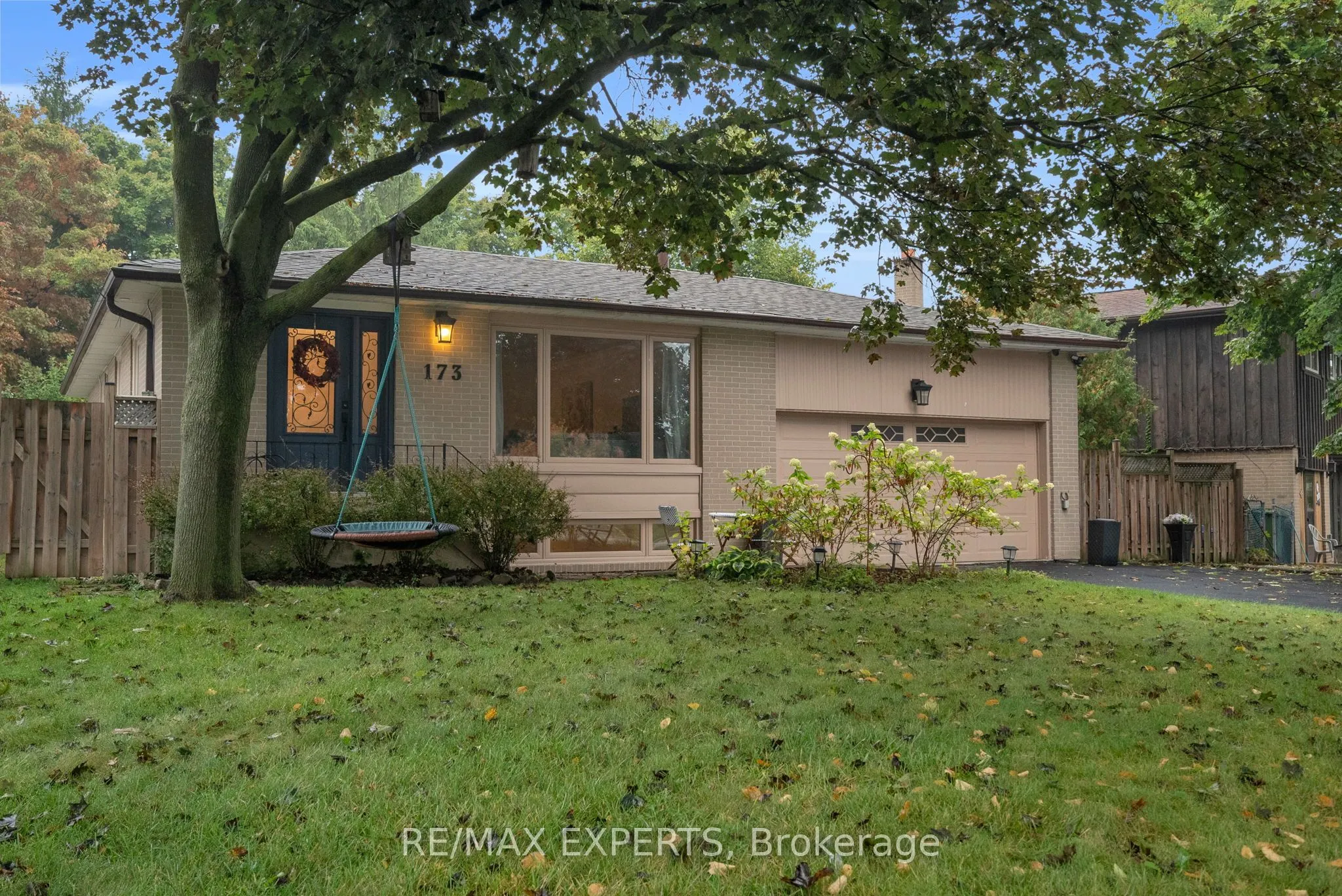 173 Kingsview Drive, ON L7E 3W8