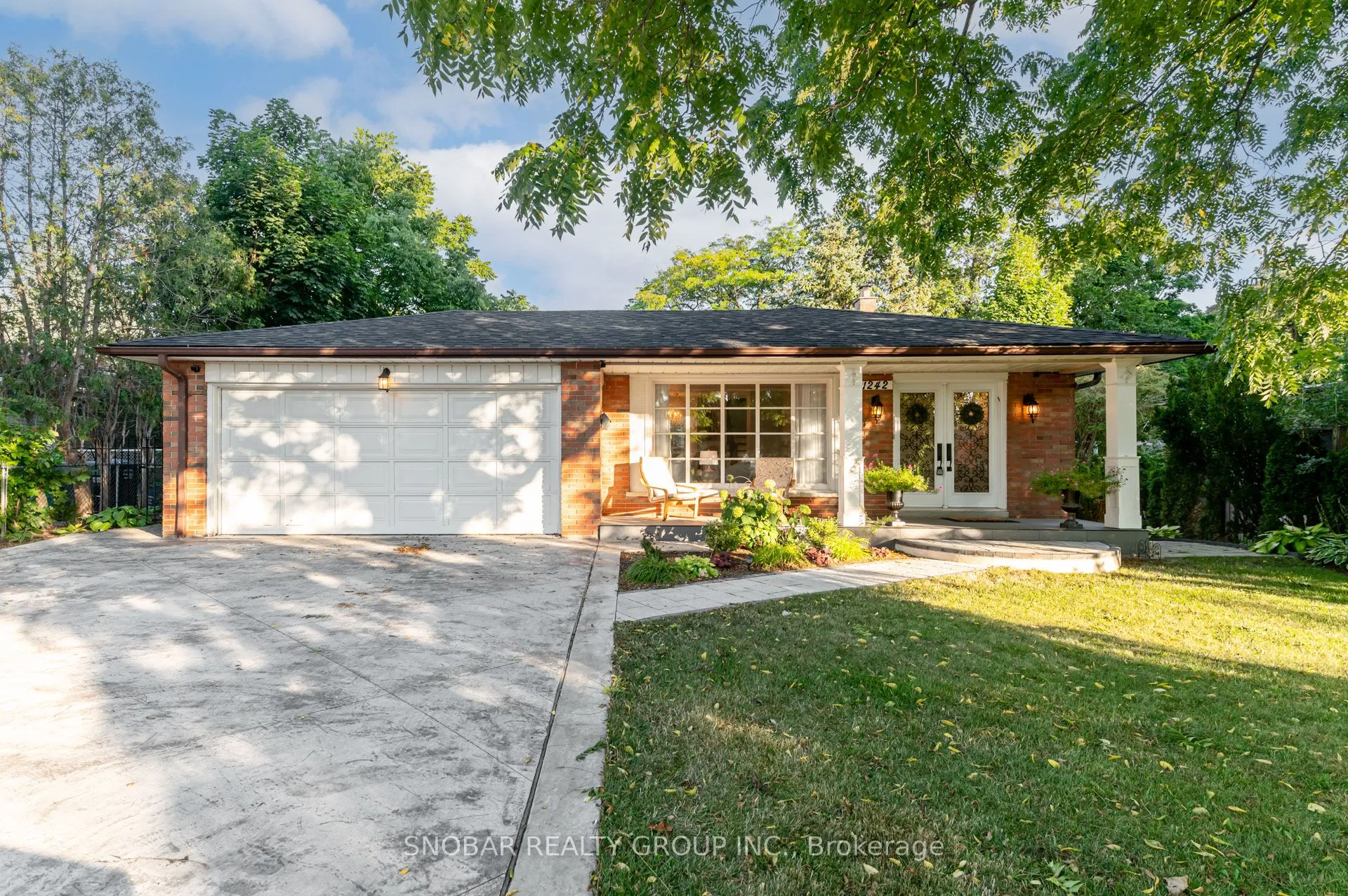 1242 Forestwood Drive, ON L5C 1J1