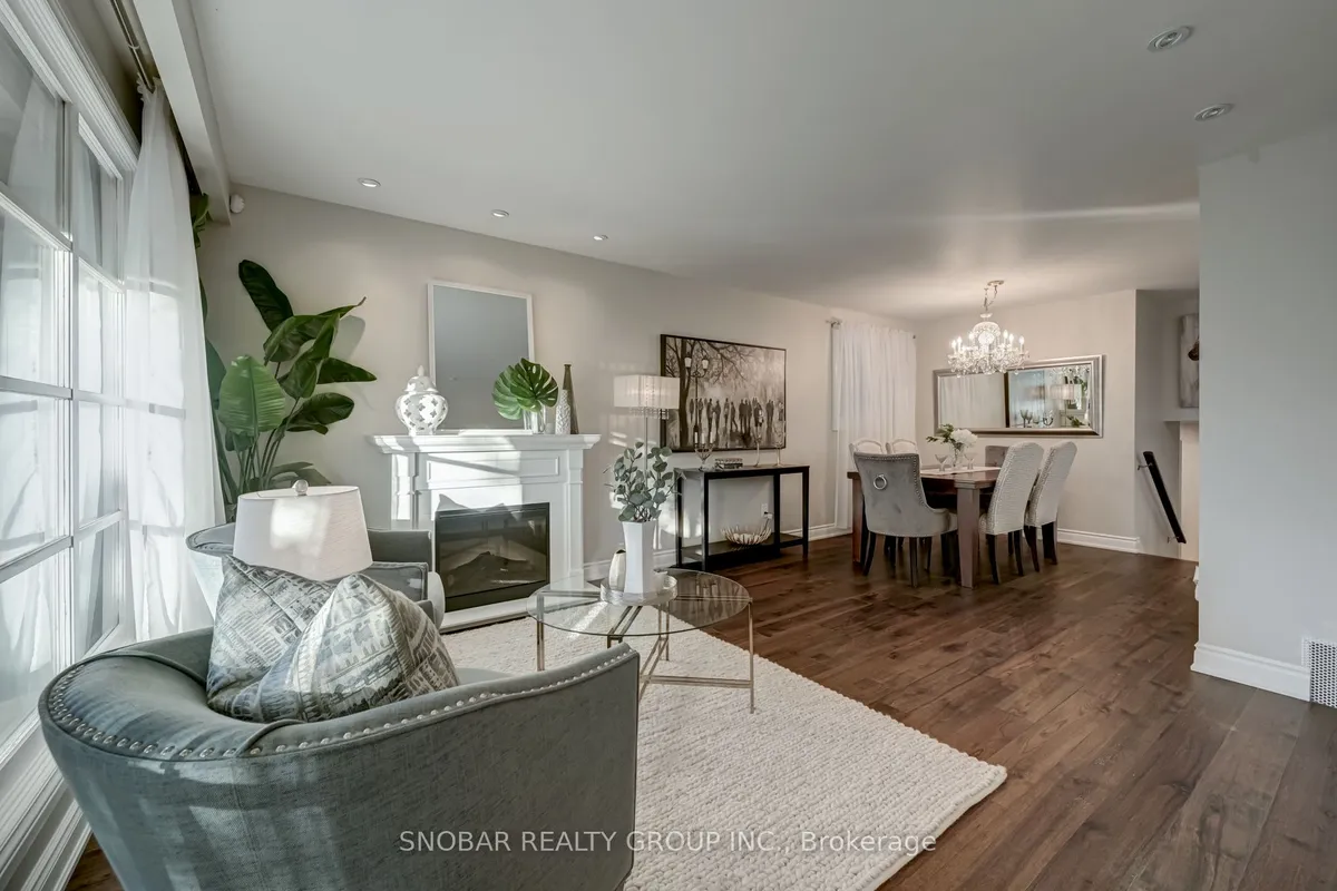 1242 Forestwood Drive, ON L5C 1J1