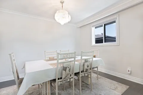 7568 Middleshire Drive, ON L4T 3S2