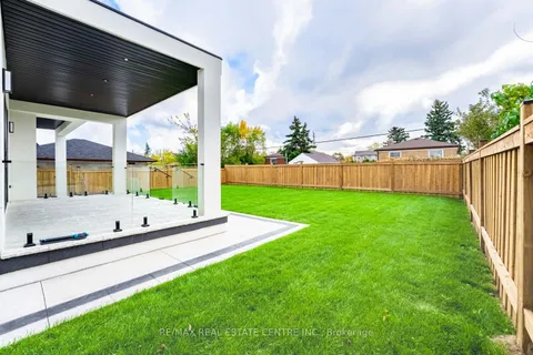 368 WEIGHTON Drive, ON L6K 2R4