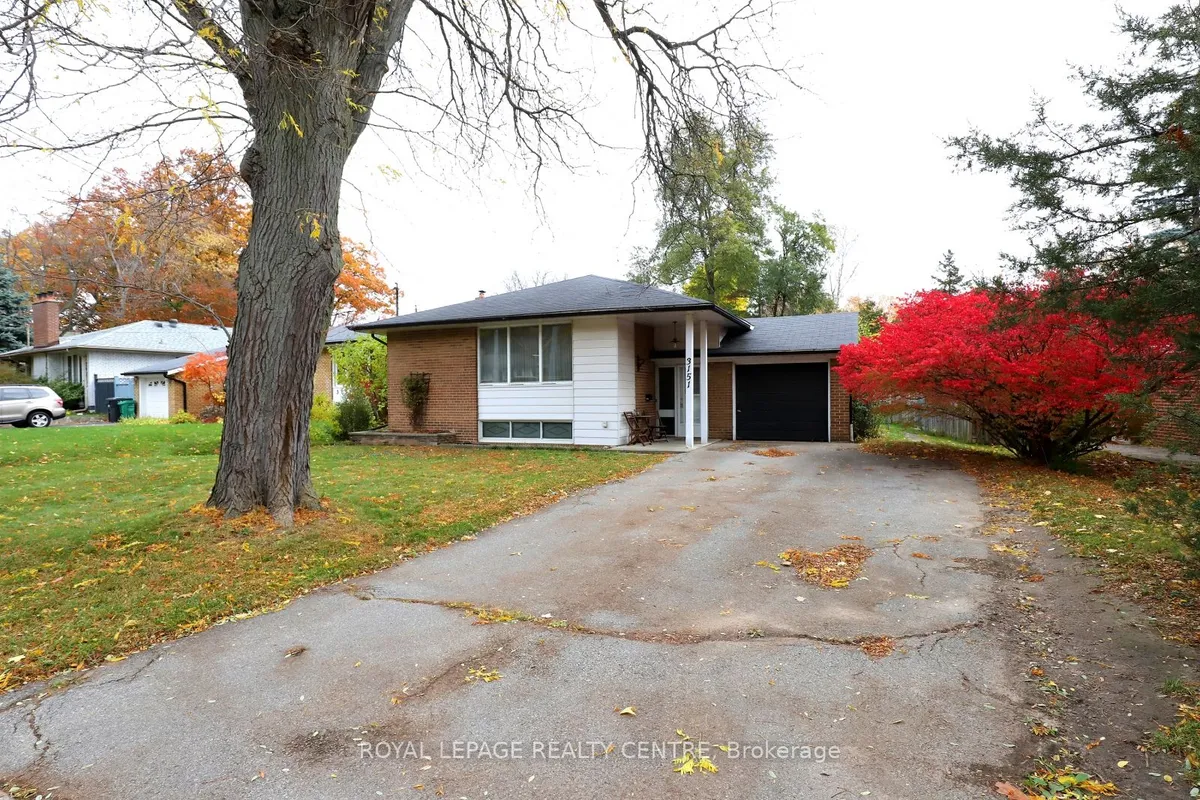 3151 The Credit Woodlands N/A, ON L5C 2J2