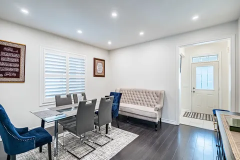 1454 Chretien Street, ON L9E 1J1