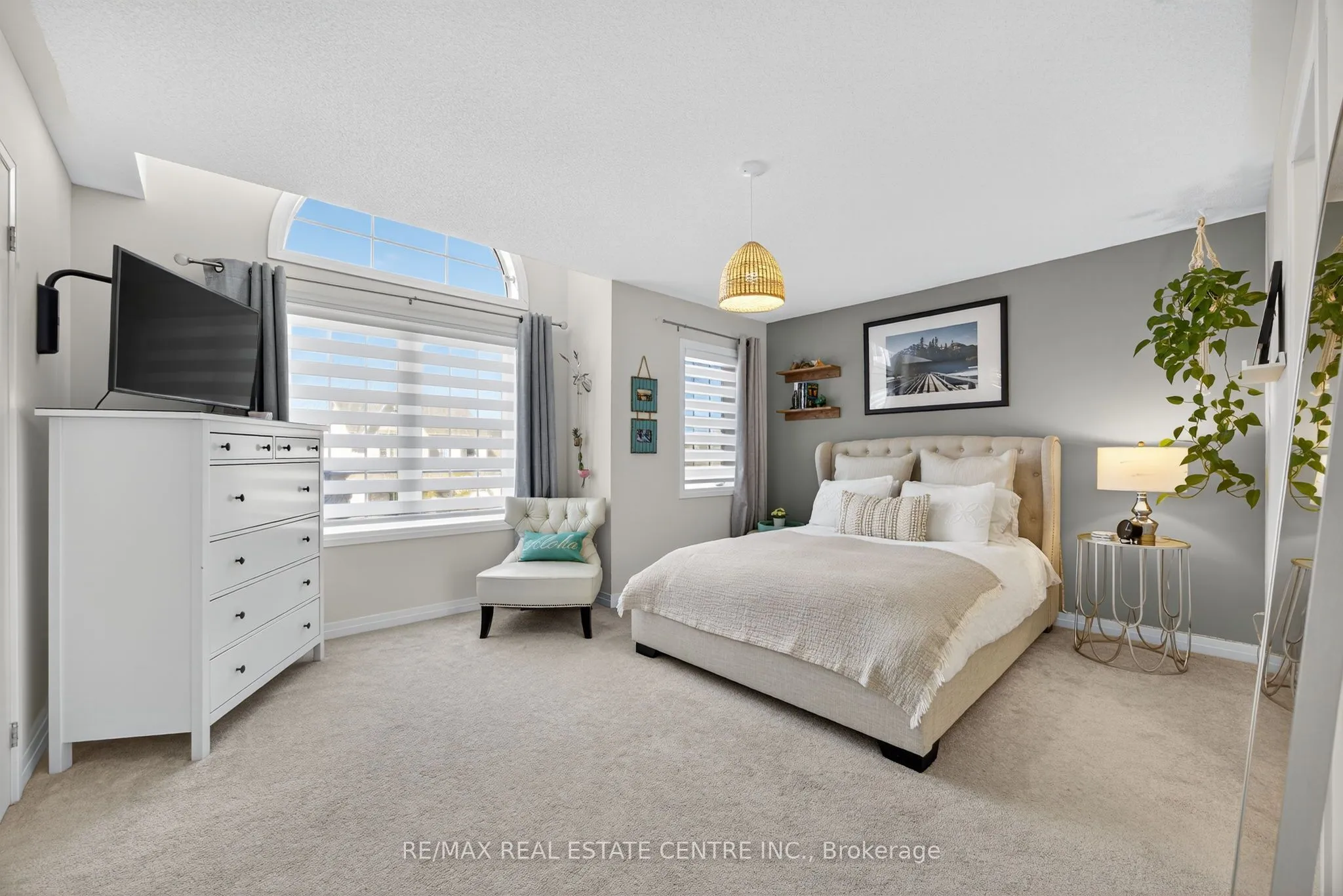 22 Drew Brown Boulevard, ON L9W 6Z4