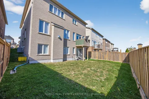 22 Drew Brown Boulevard, ON L9W 6Z4