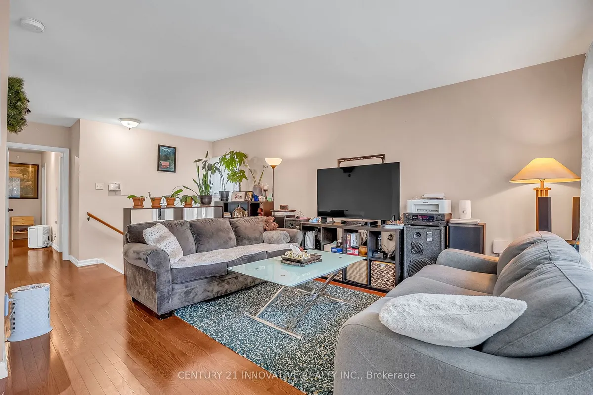 4 Hallow Crescent, ON M9W 2V9