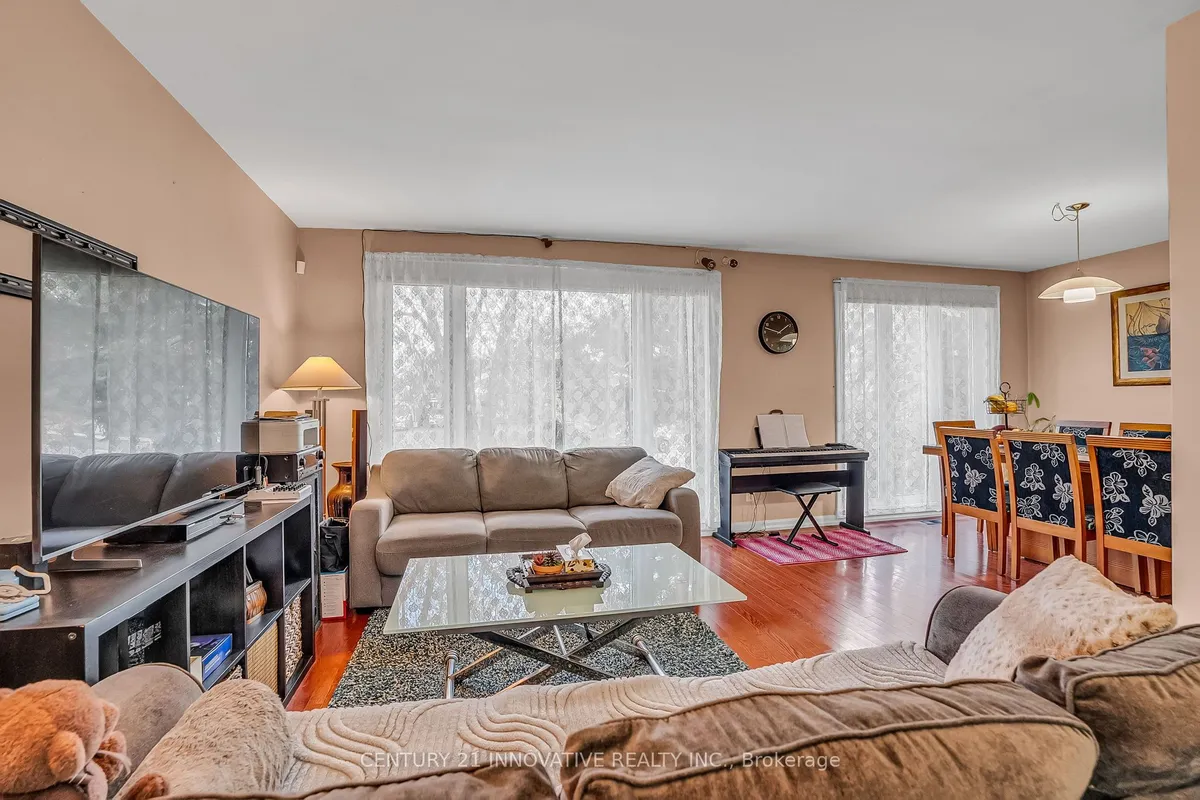 4 Hallow Crescent, ON M9W 2V9