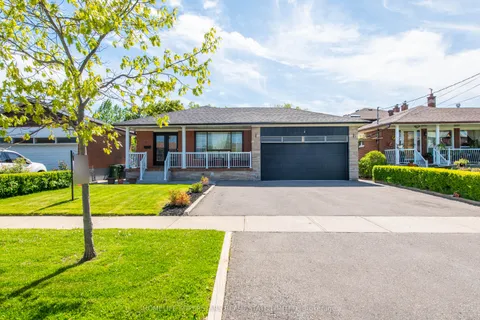 24 Archway Crescent, ON M9M 1V6