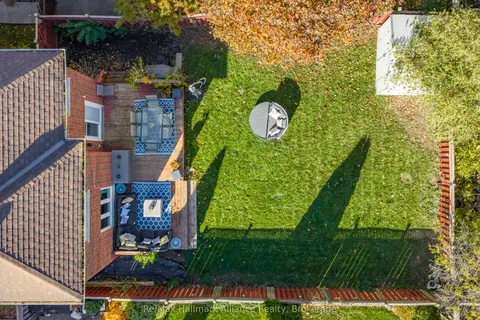 2411 East Gate Crescent, ON L6H 6L1