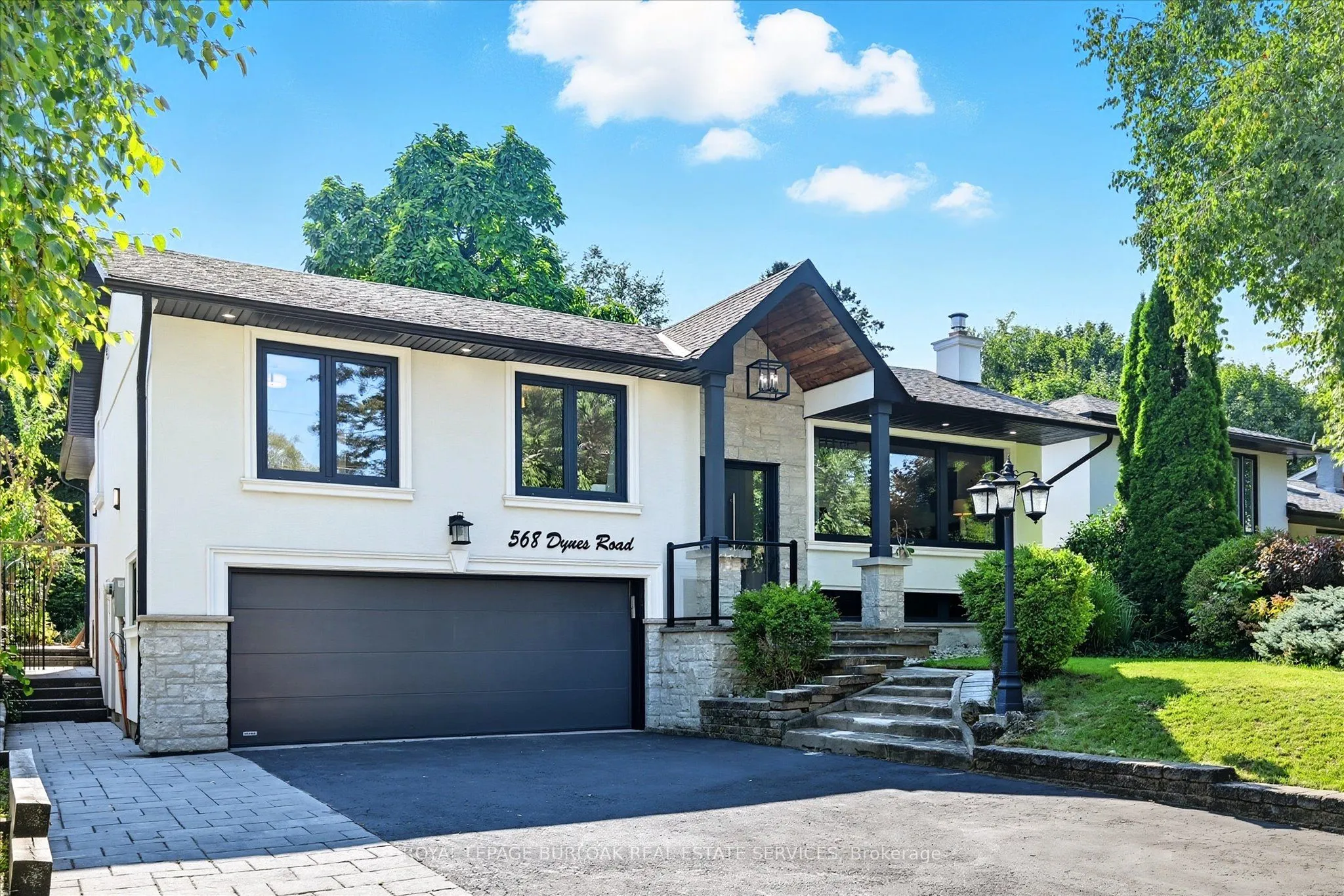 568 Dynes Road, ON L7N 2V2