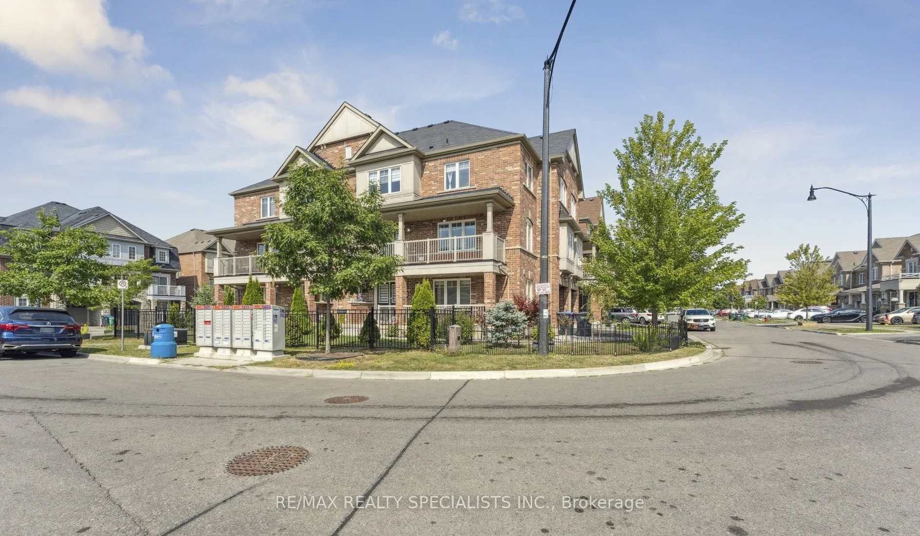 49 Golden Springs Drive, ON L7A 0C7