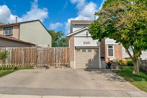 2261 Leominster Drive, ON L7P 3W8