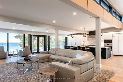 121 Edgecliffe Place, ON L7L 3Z2