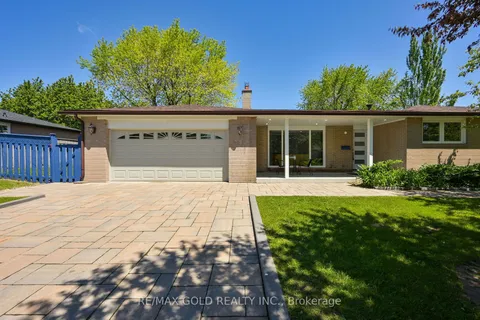 15 Flavian Crescent, ON L6T 3P2