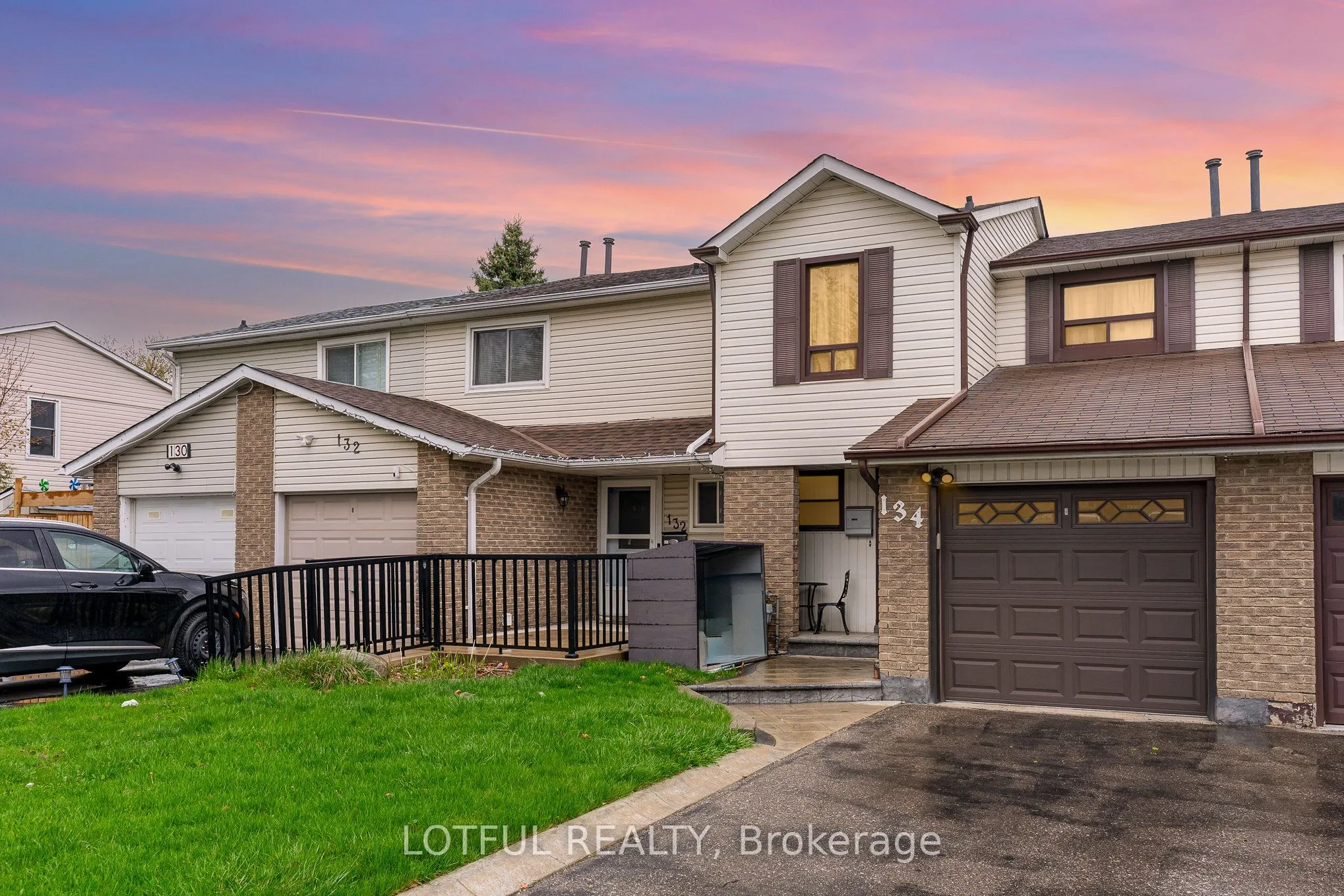134 Royal Salisbury Way, ON L6V 3J8