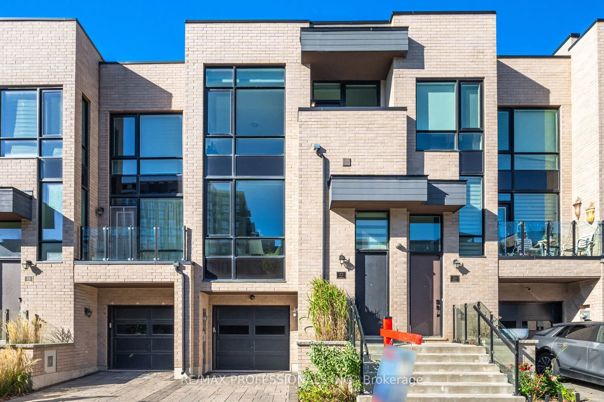 22 Pony Farm Drive, ON M9R 0B3